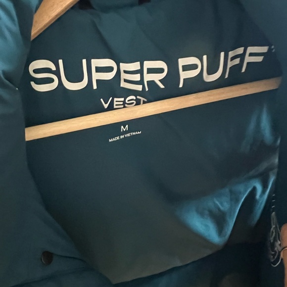 Super puff, Aritzia, medium, green/blue sz medium - Picture 3 of 4
